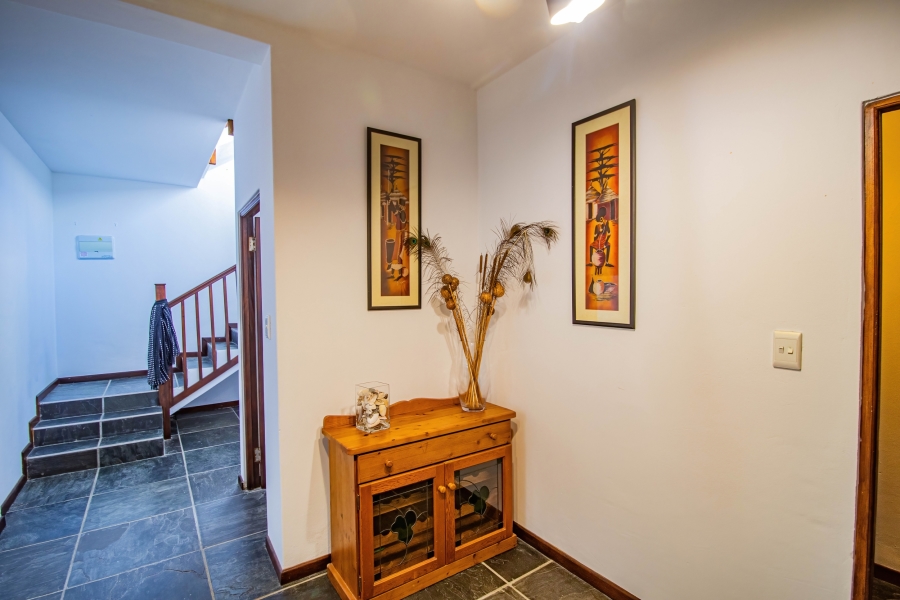 5 Bedroom Property for Sale in Yzerfontein Western Cape